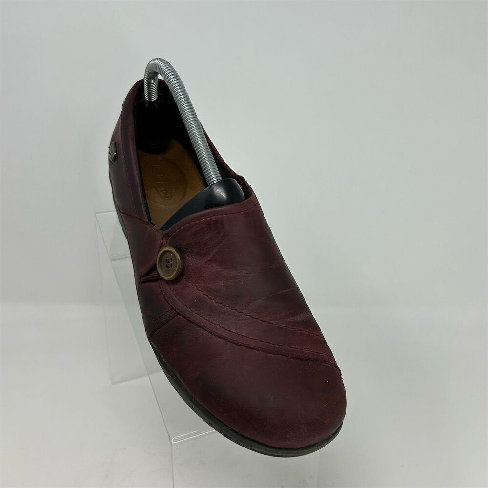 KEEN Women's Red Leather Slip-On Clog Loafers Size 10 Casual Comfort - Picture 3 of 15